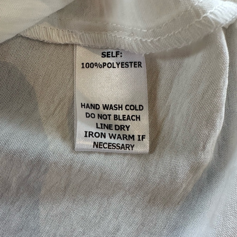 NWT Mittoshop Women’s Ruffle Detail Blouse Sleeveless White Size Small - Picture 6 of 6